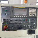 出售：福裕斜軌车床、8寸卡盘、8工位液压刀塔、二轴硬軌、带链式.